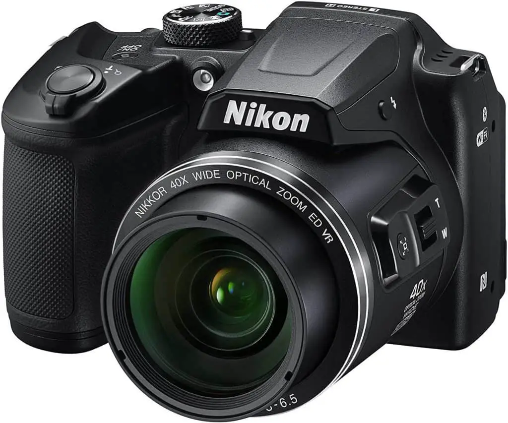 Als je een DSLR-camera (zoals de Nikon COOLPIX) of een andere fotocamera hebt, kun je die gebruiken om je film op te nemen